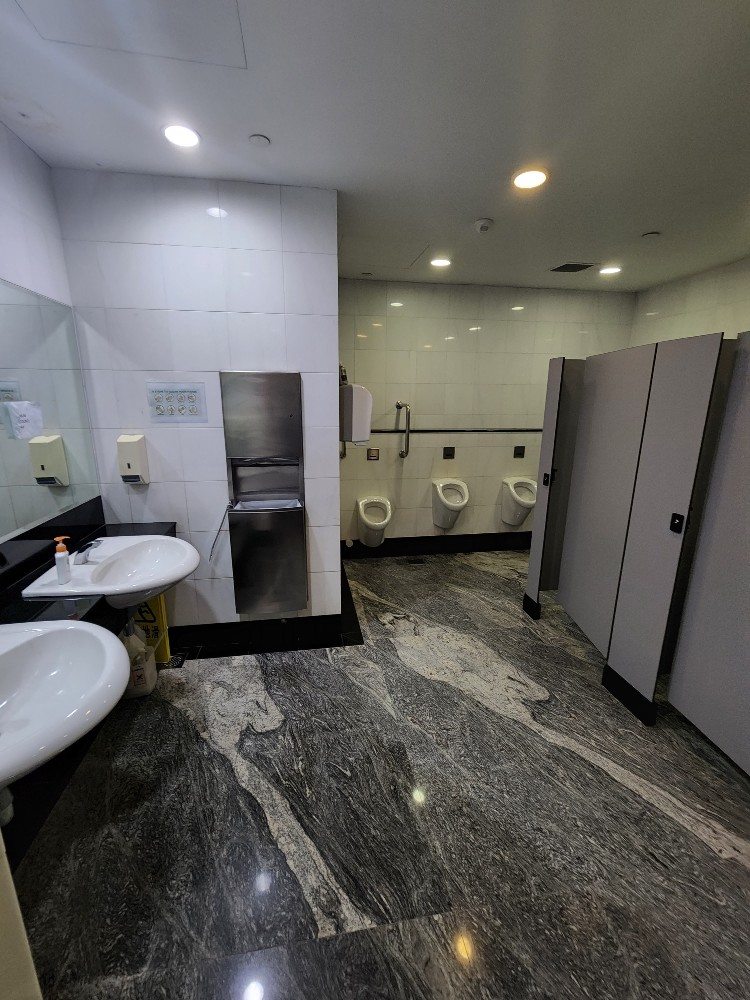 10000sqft cbd office for sale